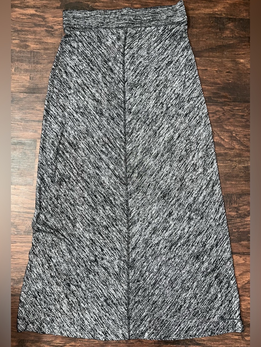 Lou & Grey Skirt black and gray medium